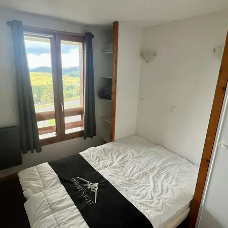Accueillant Pour 6 Avec Balcon Et Parking Proche Des Pistes - Fr-1-814-160 * Super Besse