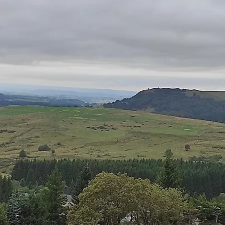 Apartment Accueillant Pour 6 Avec Balcon Et Parking Proche Des Pistes - Fr-1-814-160 *